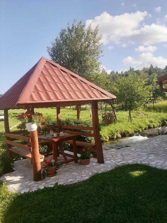 Guest House Mila Plitvicki Ljeskovac Kültér fotó